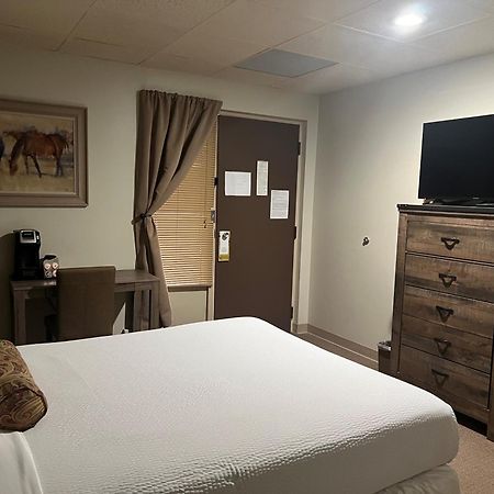 The Stables Inn & Suites Salem Exteriör bild