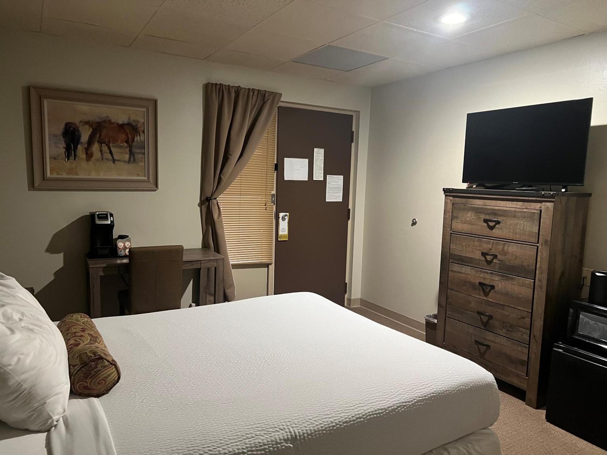 The Stables Inn & Suites Salem Exteriör bild