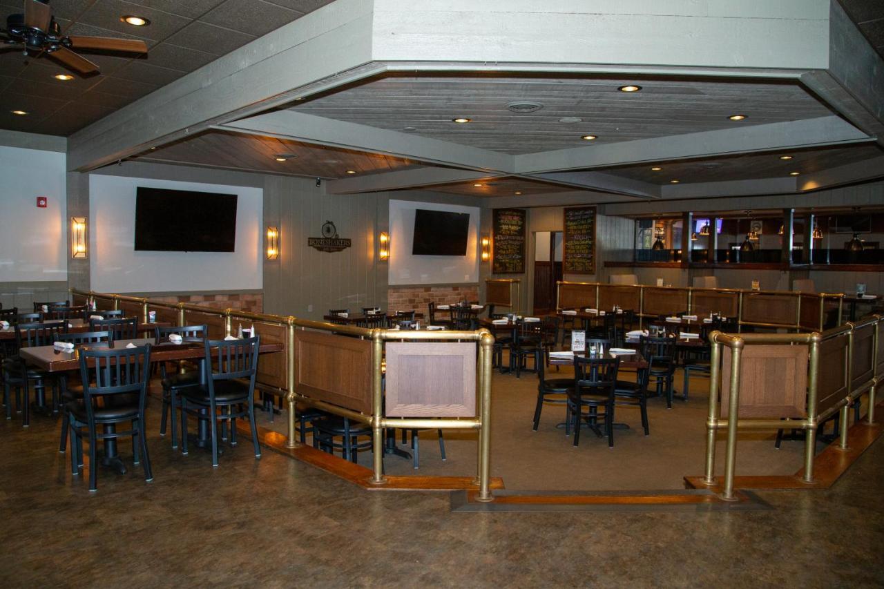 The Stables Inn & Suites Salem Exteriör bild
