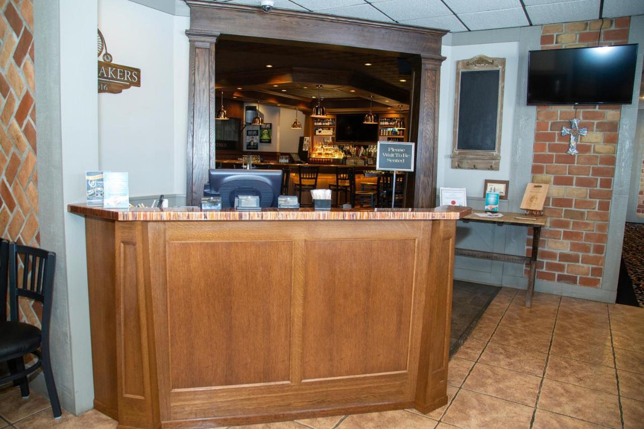 The Stables Inn & Suites Salem Exteriör bild