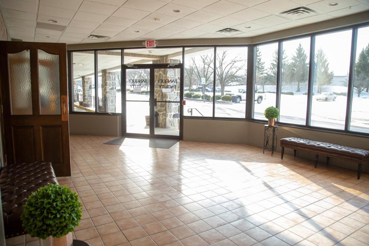 The Stables Inn & Suites Salem Exteriör bild
