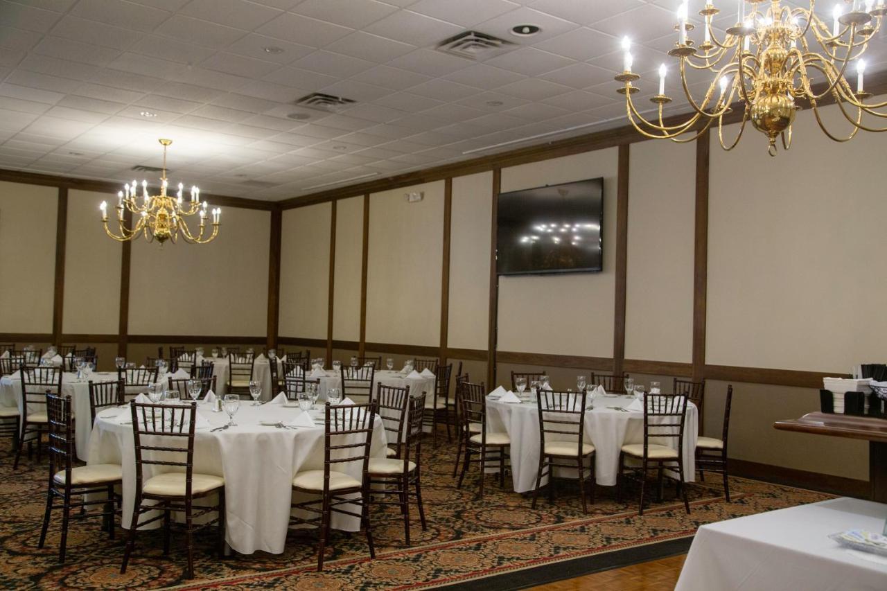The Stables Inn & Suites Salem Exteriör bild