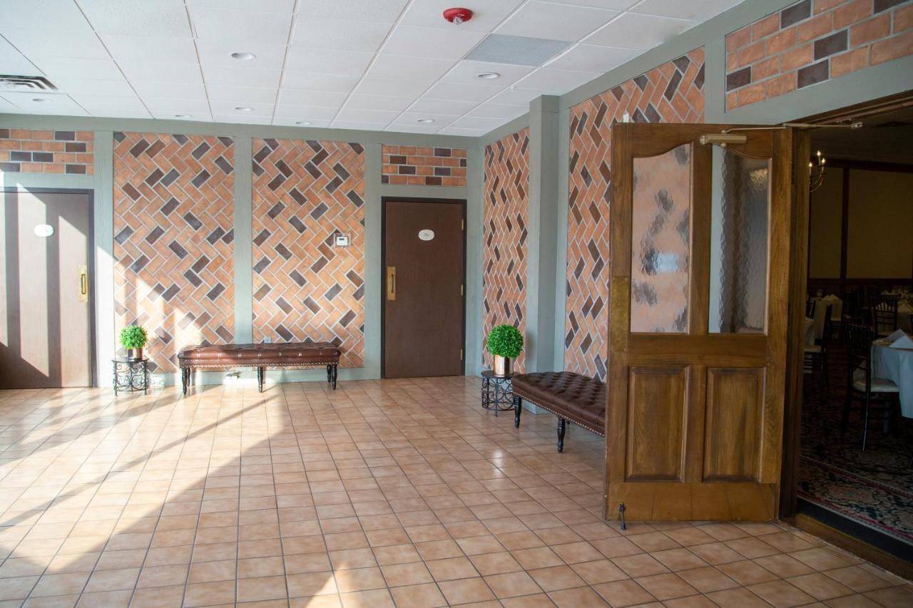 The Stables Inn & Suites Salem Exteriör bild